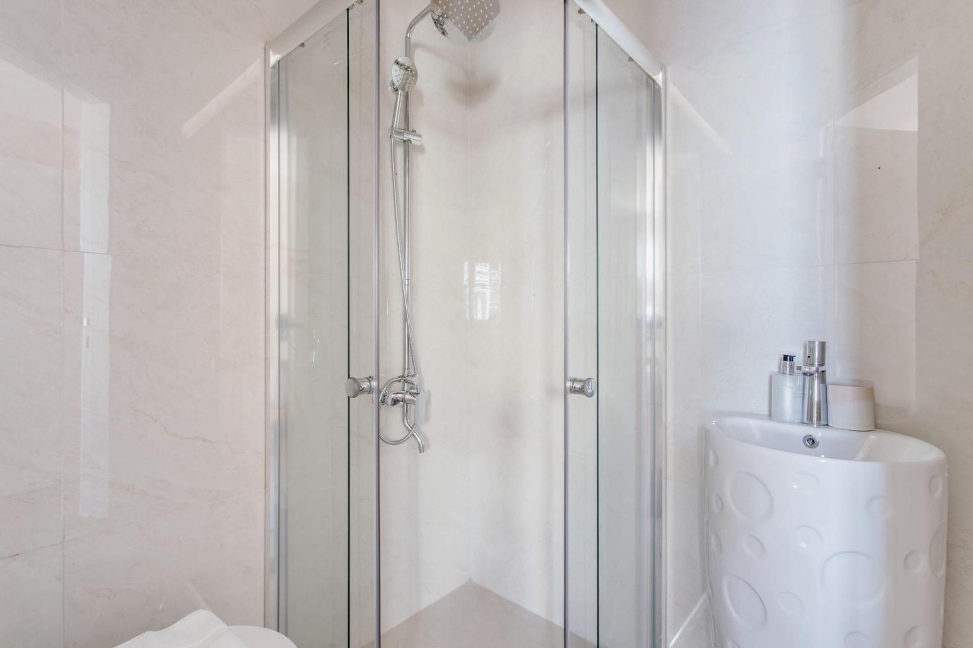Frank Porter - Murjan 5 Appartement *